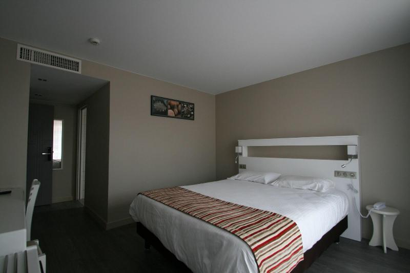 Hotel Valencia Hendaye Exteriör bild
