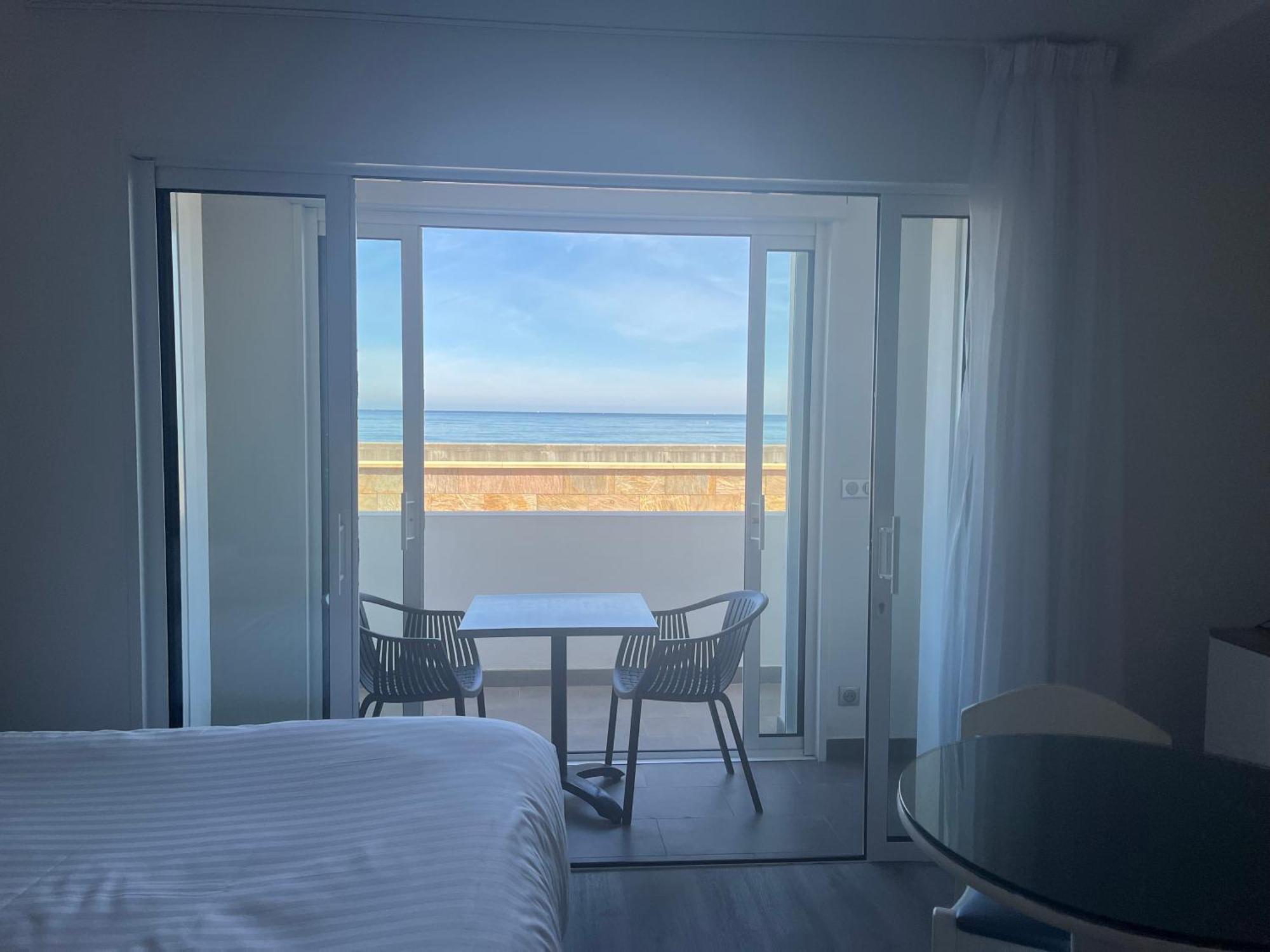 Hotel Valencia Hendaye Exteriör bild